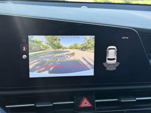Used 2023 Kia Niro Wind FWD image 14