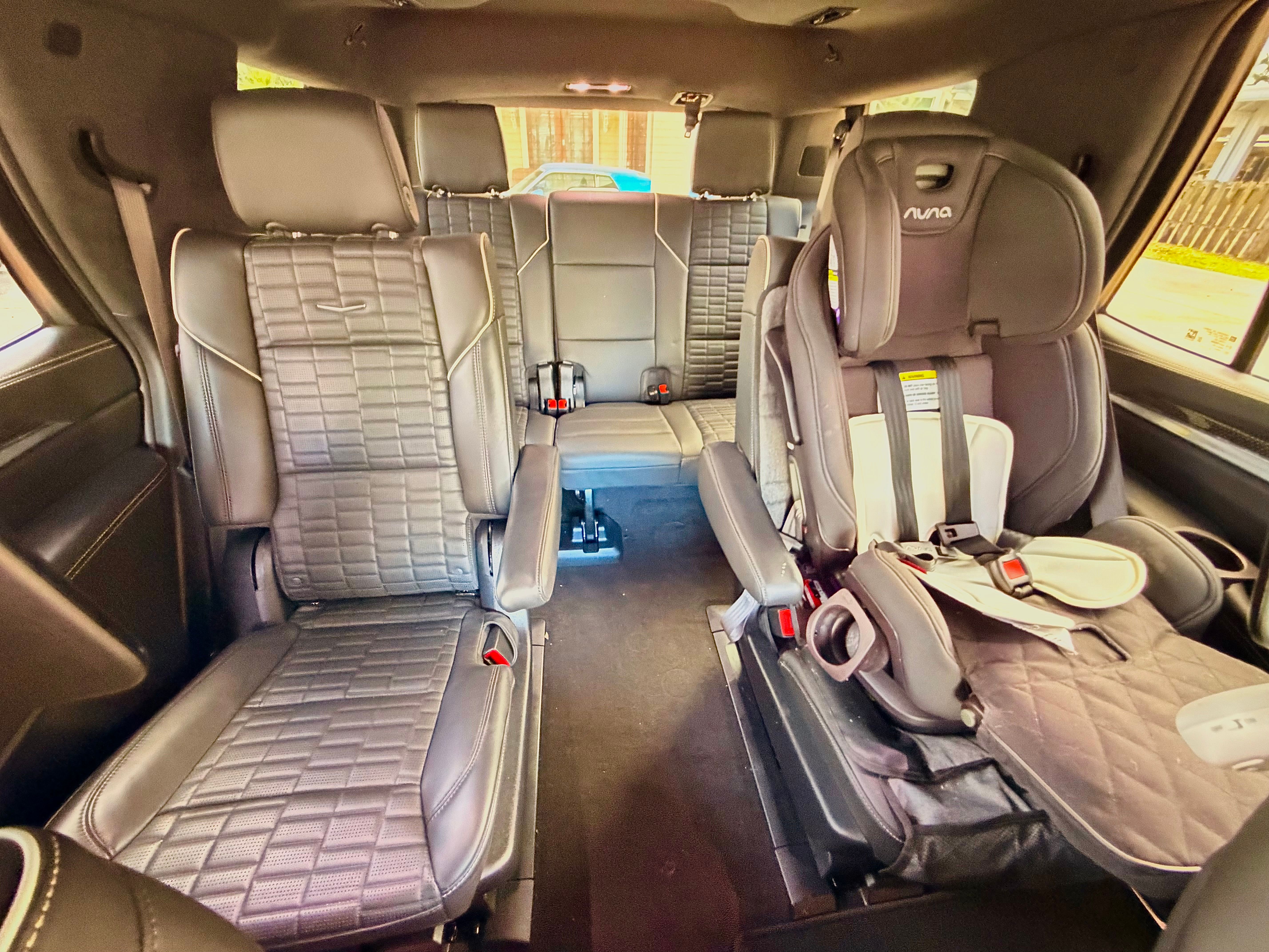 Used 2025 Cadillac Escalade V AWD/4WD image 9