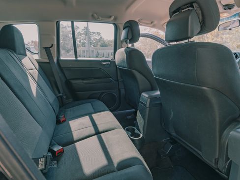 Used 2013 Jeep Compass Latitude image 20