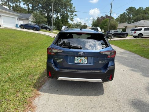 Used 2021 Subaru Outback Touring XT AWD/4WD image 2