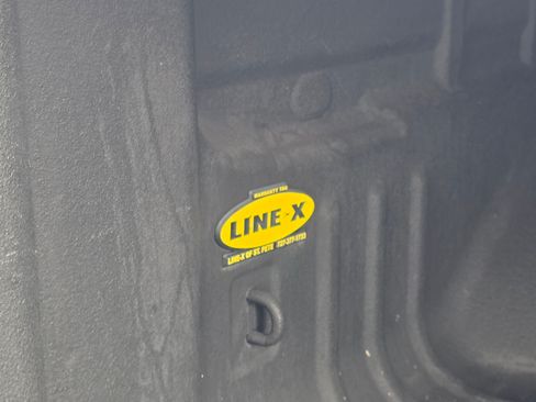 Used 2016 GMC Canyon SLT w/ Driver Alert Package image 19