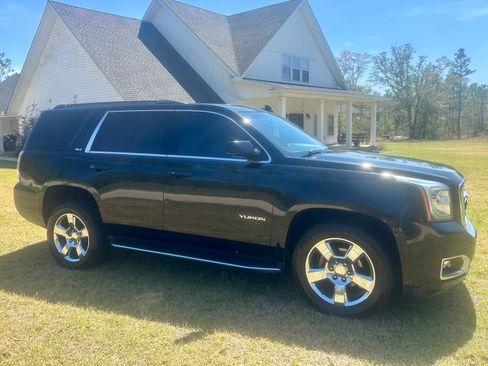 Used 2018 GMC Yukon SLT w/ Open Road Package image 1