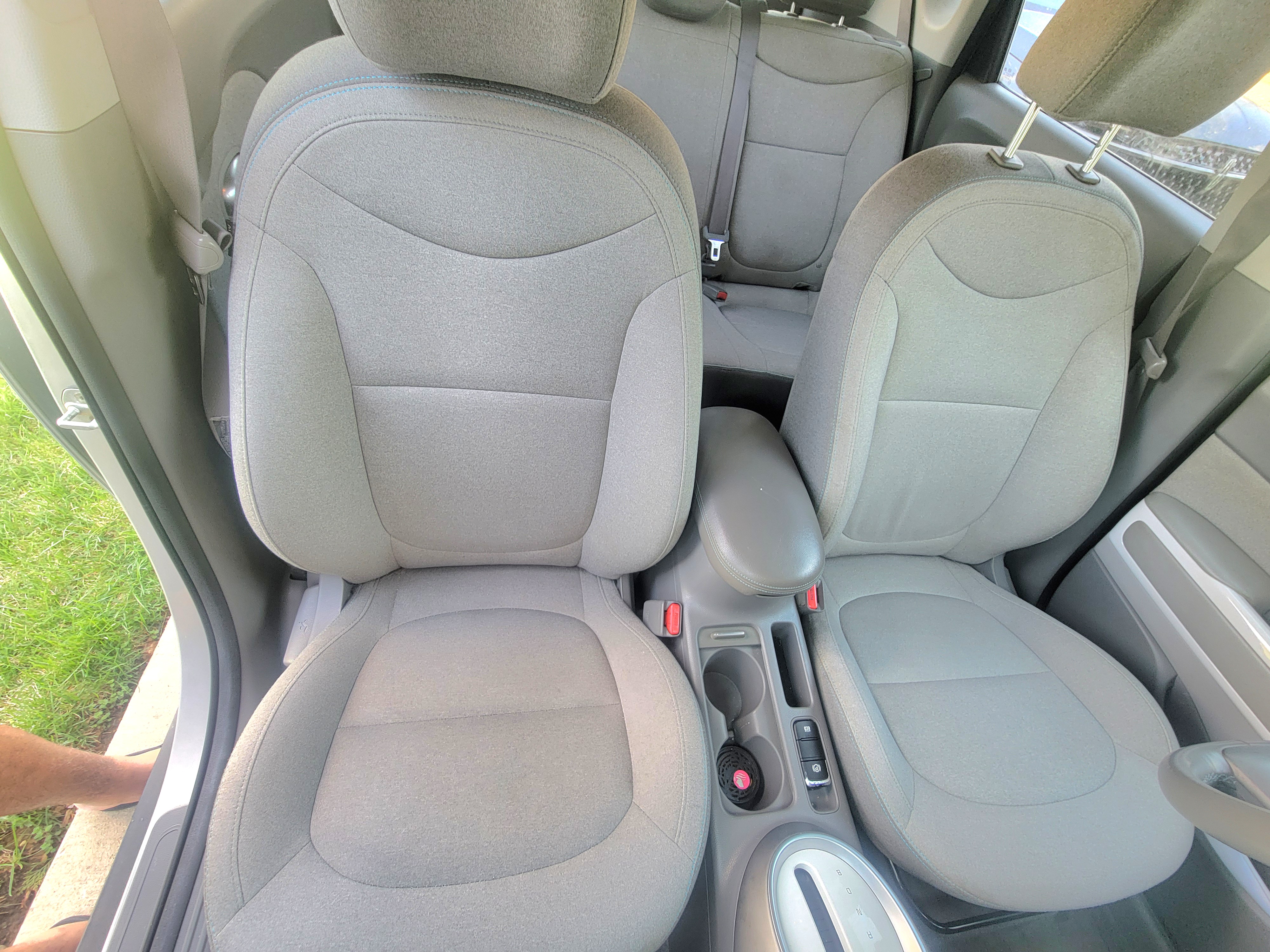 Used 2018 Kia Soul EV FWD image 9