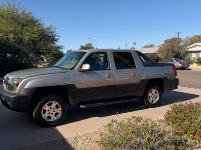 Used 2003 Chevrolet Avalanche Z66 w/ Suspension Package, Off-Road