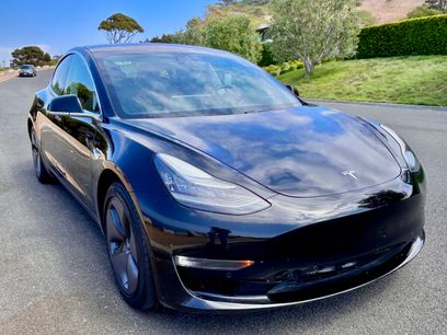 Used 2018 Tesla Model 3 Mid Range