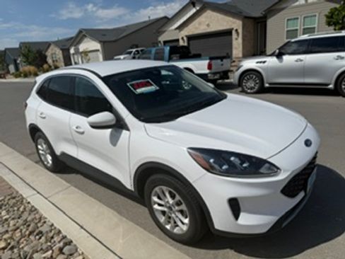 Used 2020 Ford Escape SE AWD/4WD image 1