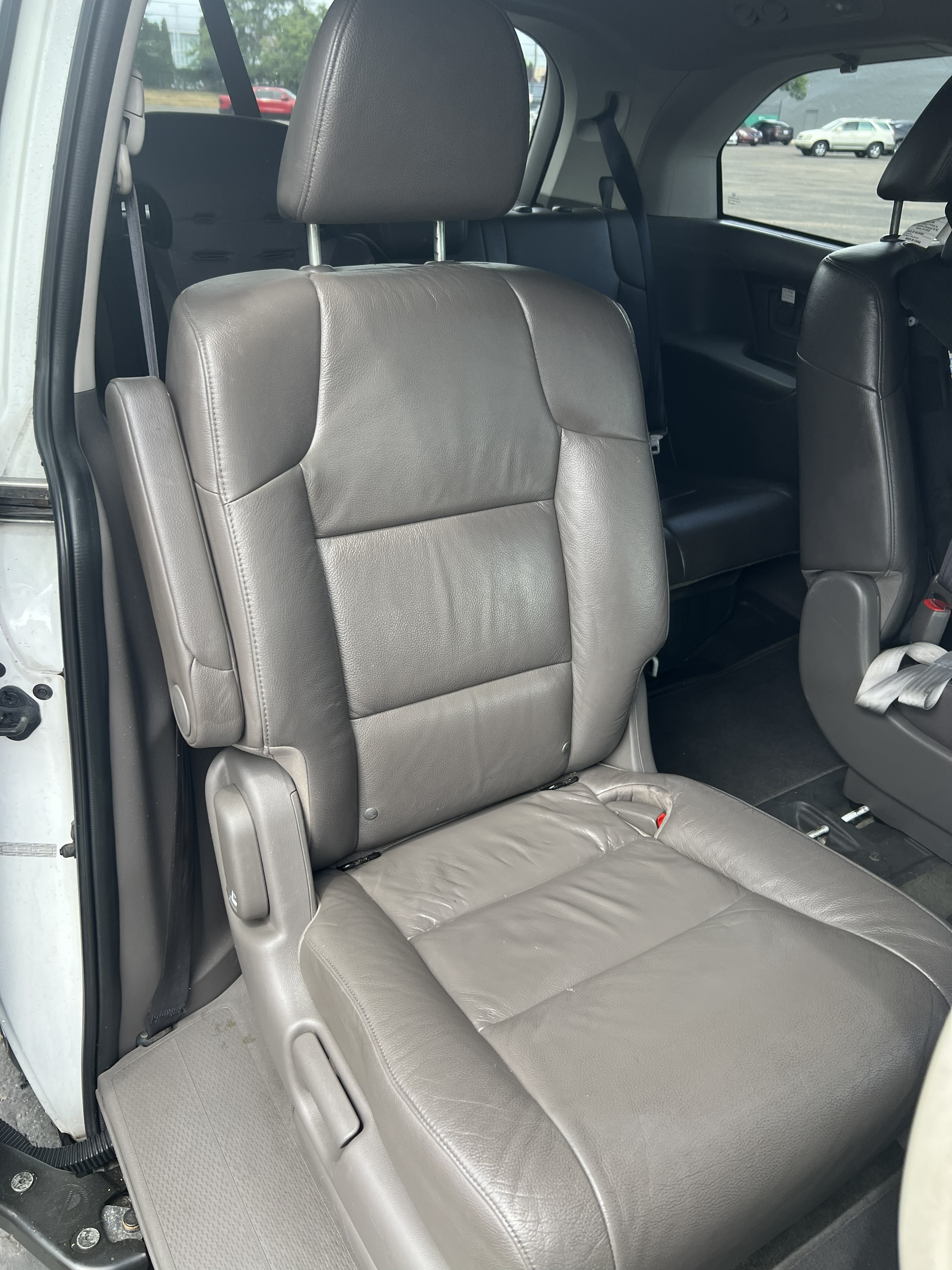 Used 2011 Honda Odyssey EX-L image 6