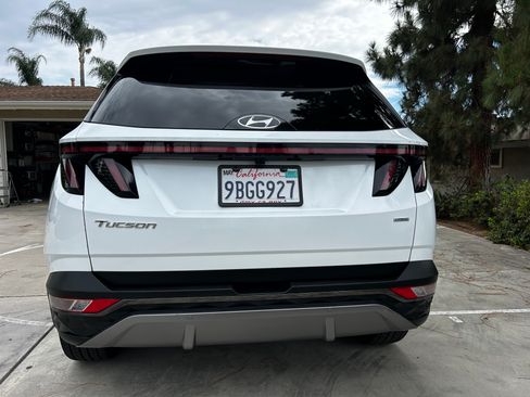 Used 2022 Hyundai Tucson Limited AWD/4WD image 16