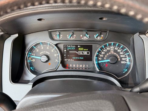 Used 2012 Ford F150 XLT w/ XLT Convenience Pkg AWD/4WD image 18
