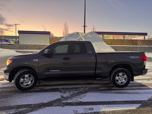 Used 2012 Toyota Tundra 4x4 Double Cab image 4