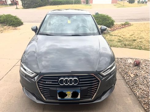 Used 2017 Audi A3 e-tron Premium Plus w/ Technology Package FWD image 9