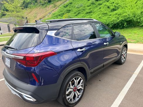 Used 2022 Kia Seltos SX AWD/4WD image 8