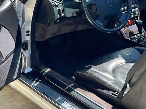 Used 1998 Mercedes-Benz SL 500 image 4