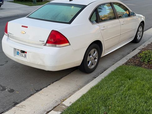 Used 2011 Chevrolet Impala LT image 7