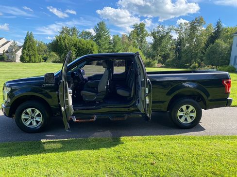 Used 2015 Ford F150 XL w/ Equipment Group 101A Mid AWD/4WD image 4