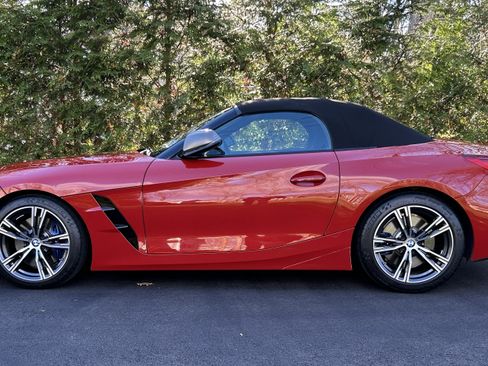 Used 2020 BMW Z4 M40i w/ Driving Assistance Package image 4