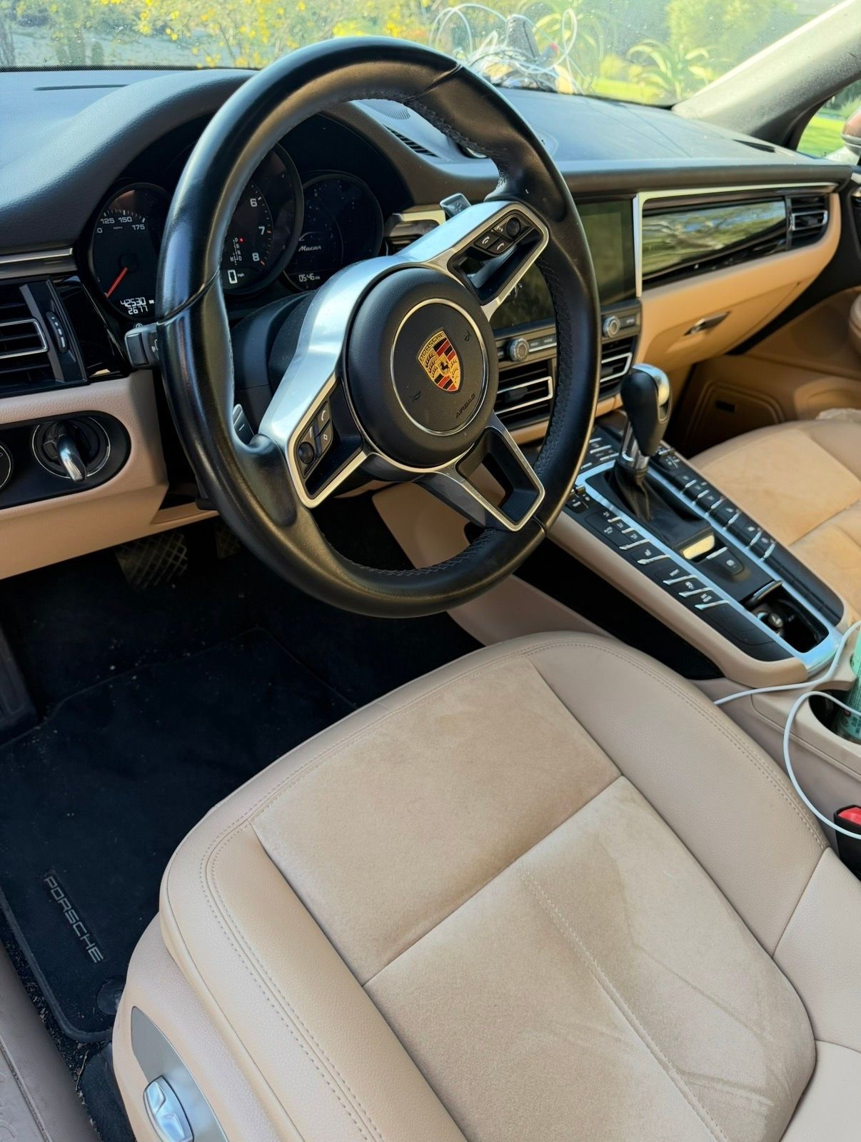 Used 2021 Porsche Macan AWD/4WD image 8