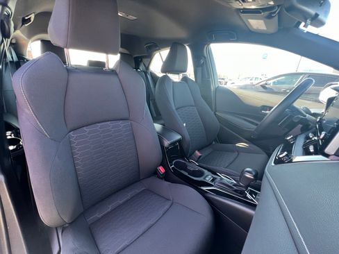 Used 2022 Toyota Corolla SE image 11