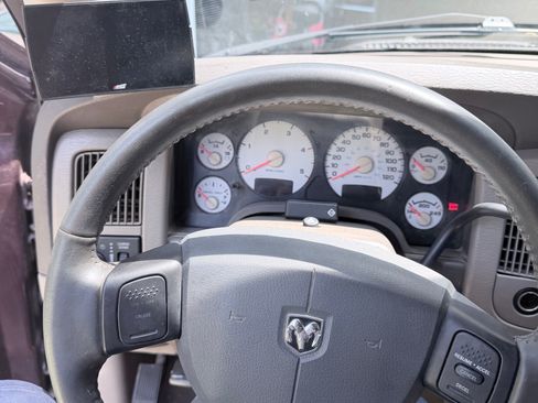 Used 2005 Dodge Ram 2500 Truck SLT AWD/4WD image 17