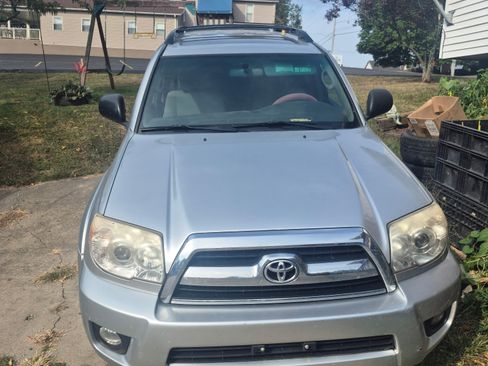 Used 2006 Toyota 4Runner Sport image 2