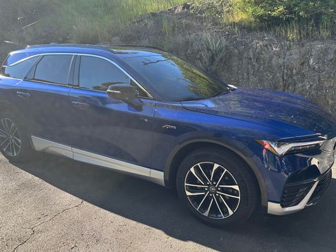 Used 2024 Acura ZDX A-Spec image 2