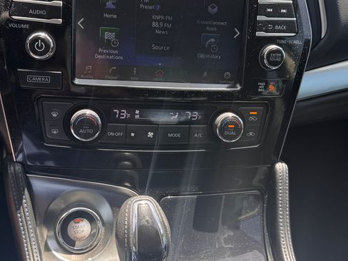 Used 2016 Nissan Maxima SR image 5