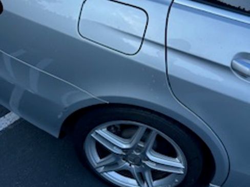 Used 2014 Mercedes-Benz E 350 Sedan image 20