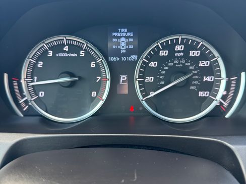 Used 2017 Acura TLX FWD image 14