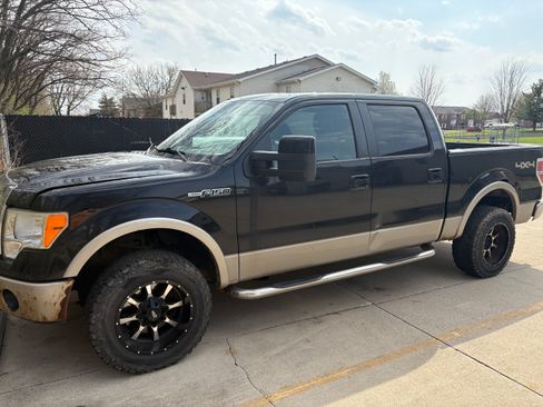 Used 2010 Ford F150 Lariat image 2