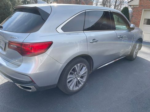 Used 2018 Acura MDX SH-AWD w/Technology Pkg Sport image 4