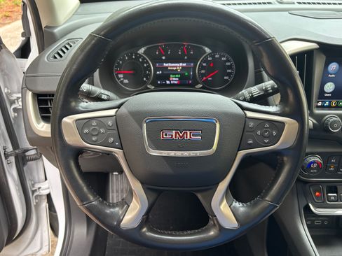 Used 2020 GMC Terrain Denali w/ Denali Premium Package AWD/4WD image 18