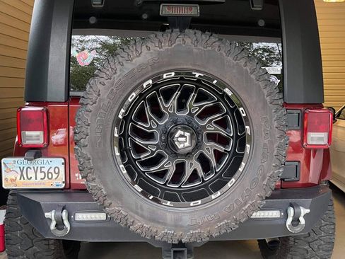 Used 2007 Jeep Wrangler Unlimited Sahara image 6