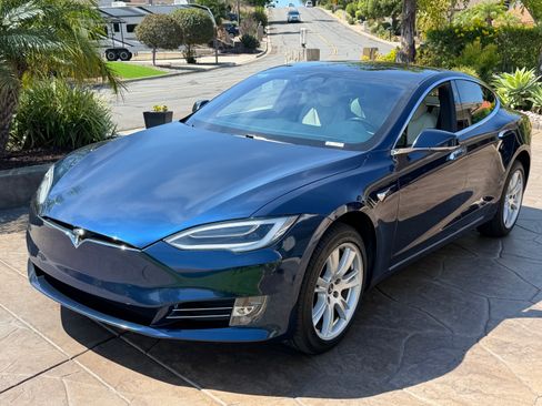 Used 2021 Tesla Model S Long Range Plus AWD/4WD image 9