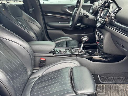 Used 2019 MINI Cooper Clubman S image 11
