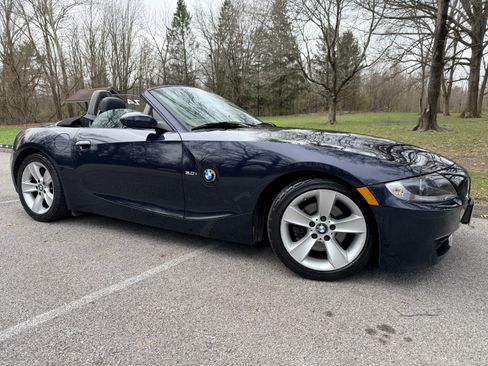 Used 2007 BMW Z4 3.0i image 4