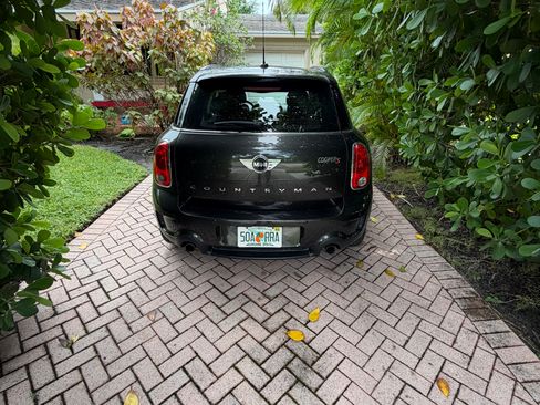 Used 2016 MINI Cooper Countryman S FWD image 2