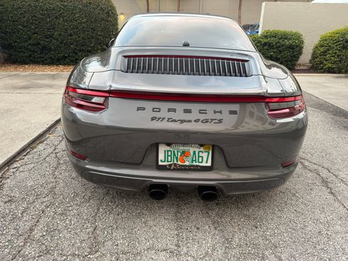 Used 2019 Porsche 911 Targa 4 GTS image 5