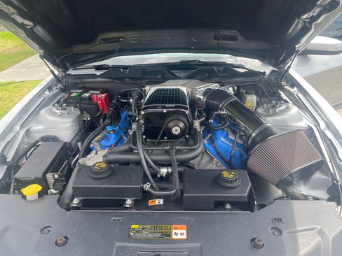 Used 2012 Ford Mustang Shelby GT500 w/ Electronics Pkg image 8