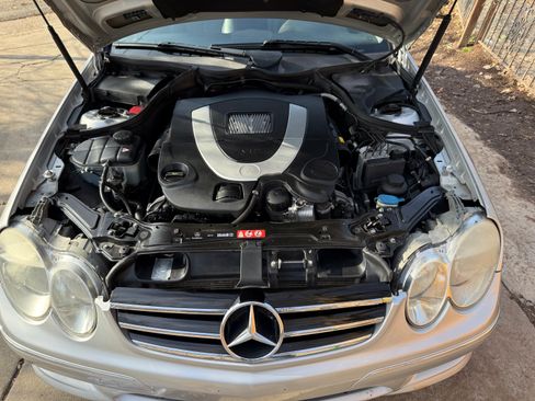 Used 2007 Mercedes-Benz CLK 550 Cabriolet image 2