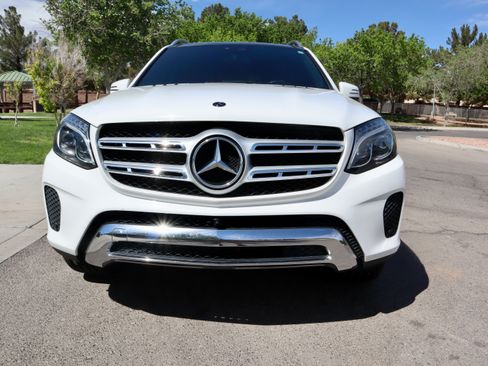 Used 2019 Mercedes-Benz GLS 450 4MATIC image 4