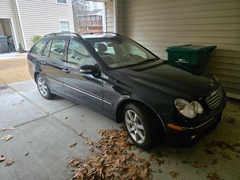 Used 2005 Mercedes-Benz C 240 Wagon image 5