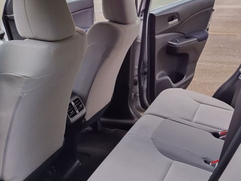 Used 2016 Honda CR-V LX image 12