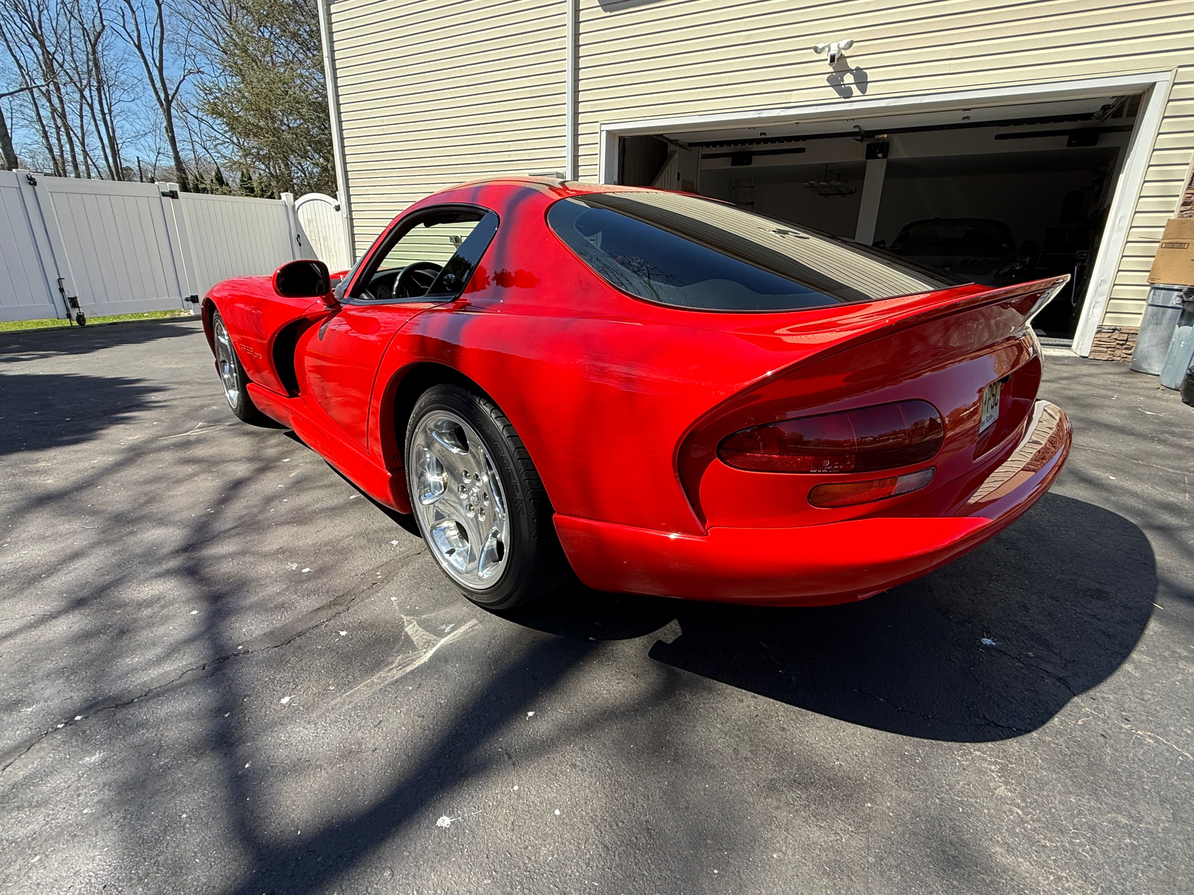 Used 1999 Dodge Viper GTS RWD image 11