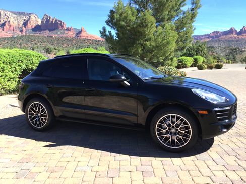 Used 2015 Porsche Macan S AWD/4WD image 4