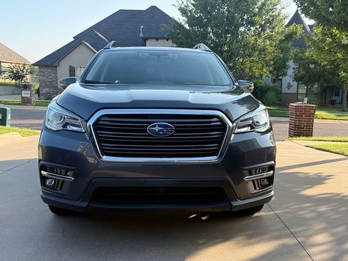 Used 2020 Subaru Ascent Limited w/ Technology Package AWD/4WD image 2
