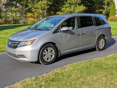 Used 2016 Honda Odyssey SE