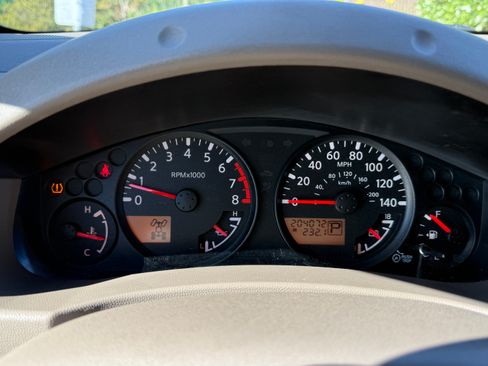 Used 2008 Nissan Frontier SE w/ SE Value Truck Pkg image 22