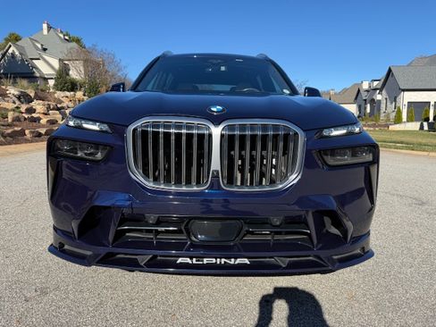 Used 2024 BMW ALPINA XB7 image 14
