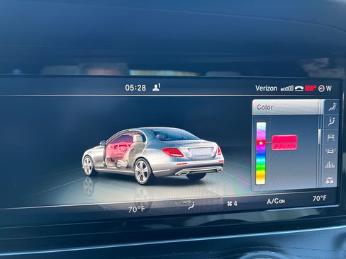 Used 2017 Mercedes-Benz E 300 4MATIC image 16