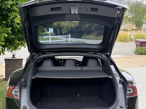 Used 2017 Tesla Model S 75 RWD image 10